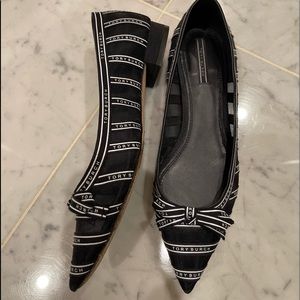 Tory Burch mesh flat. Used once. In navy. Size 6M